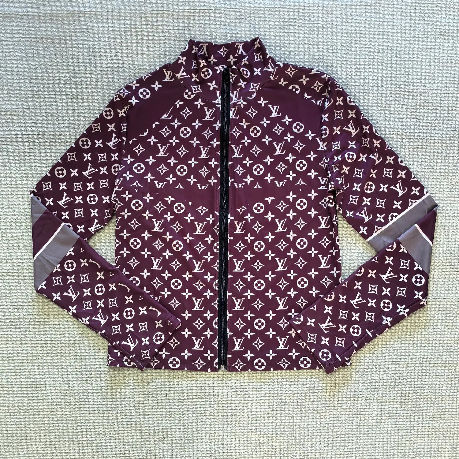 LV TWO PIECE PANTS SET